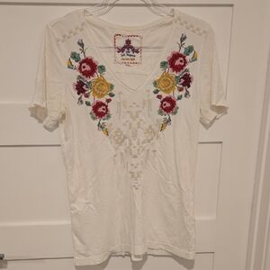 Johnny Was Floral Embroidered Cream Tee Boho